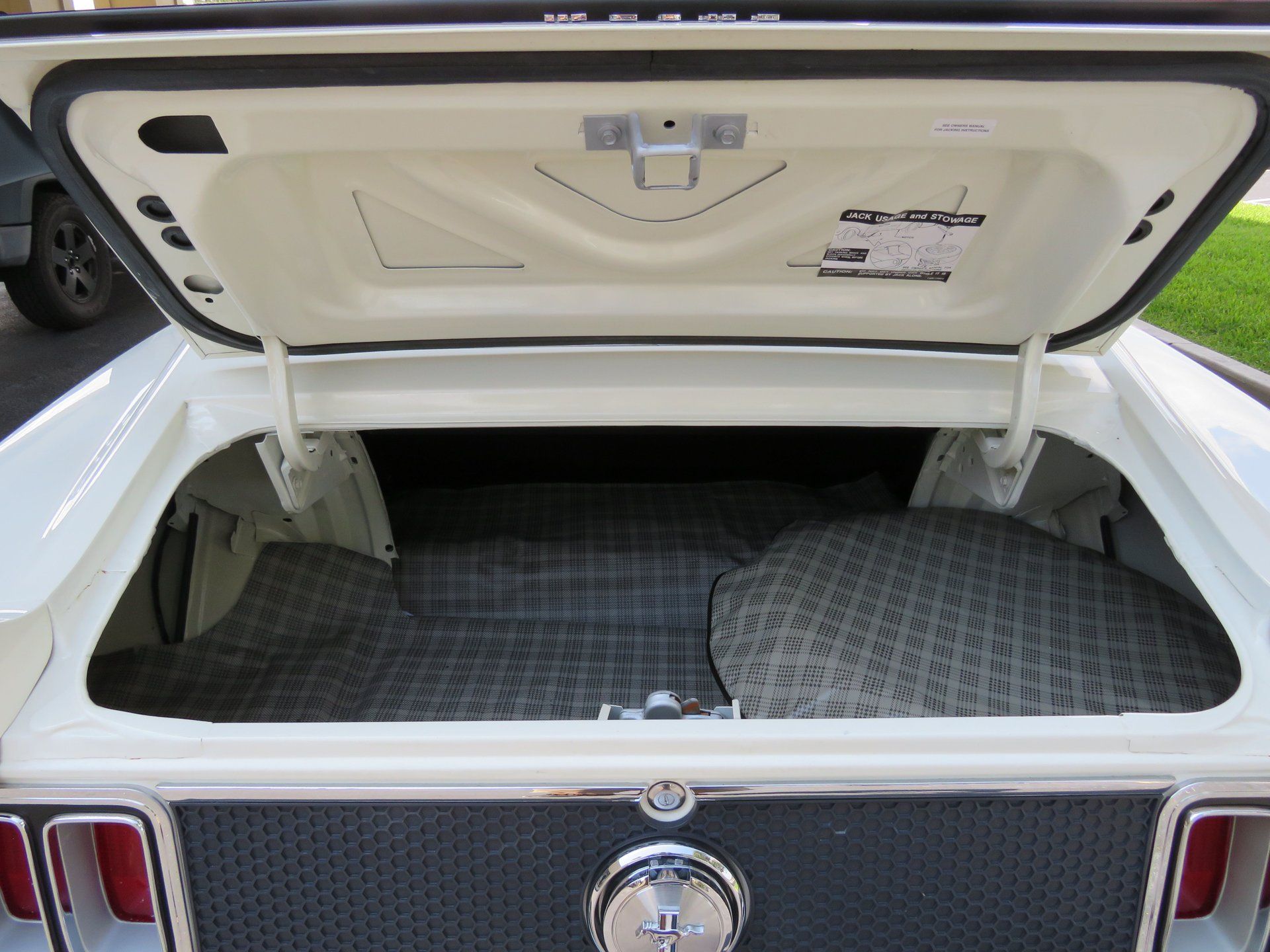 1970 FORD MUSTANG MACH 1 - Image 15