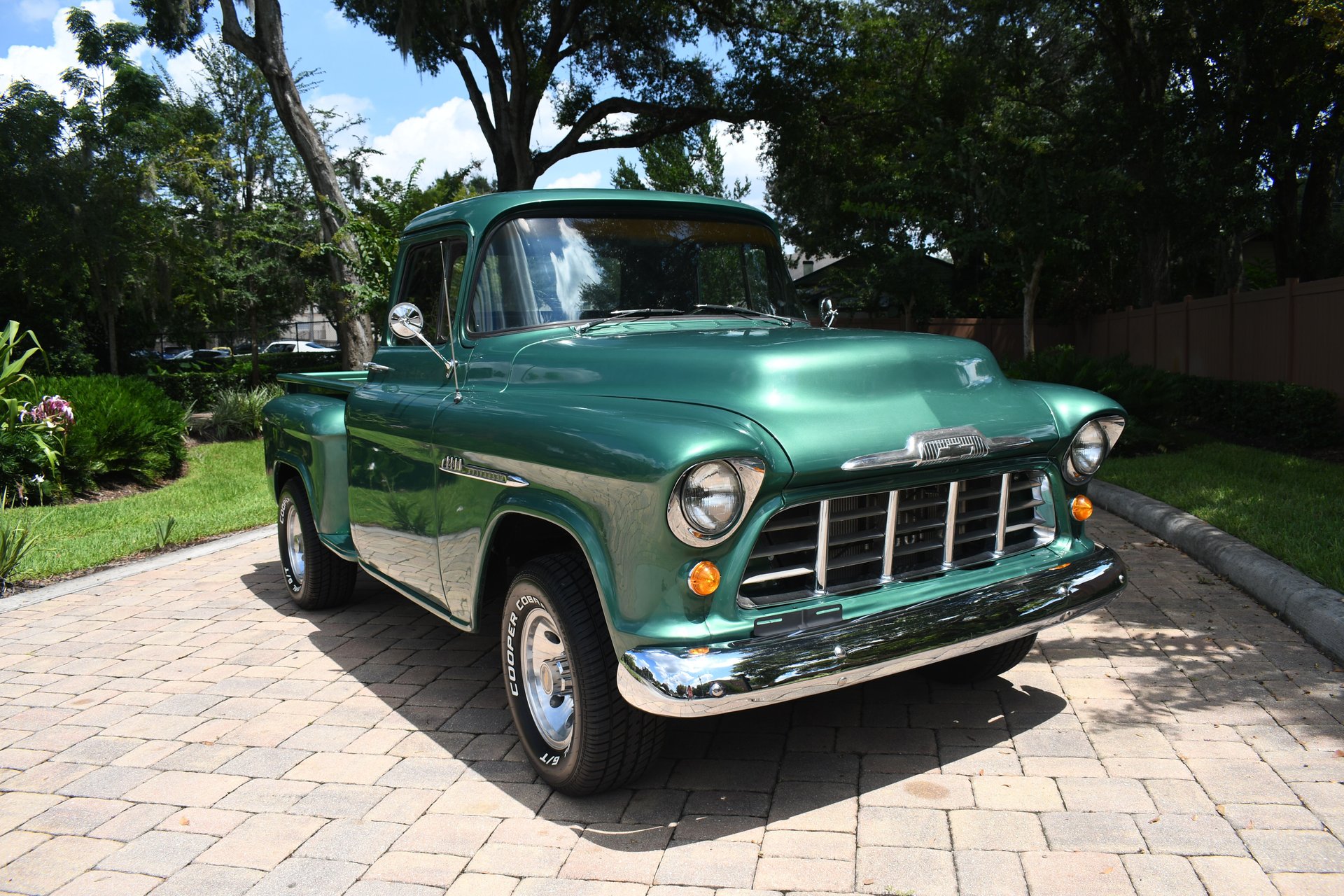 1957 CHEVROLET 3200 - Image 12