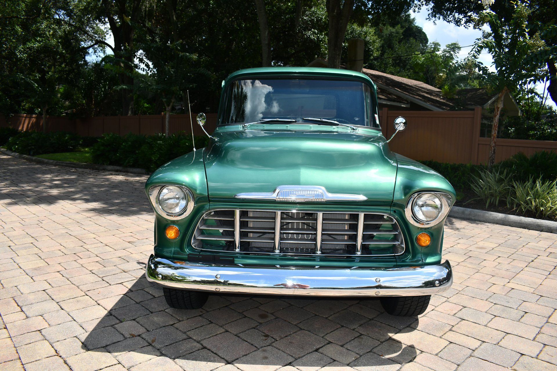 1957 CHEVROLET 3200 - Image 13