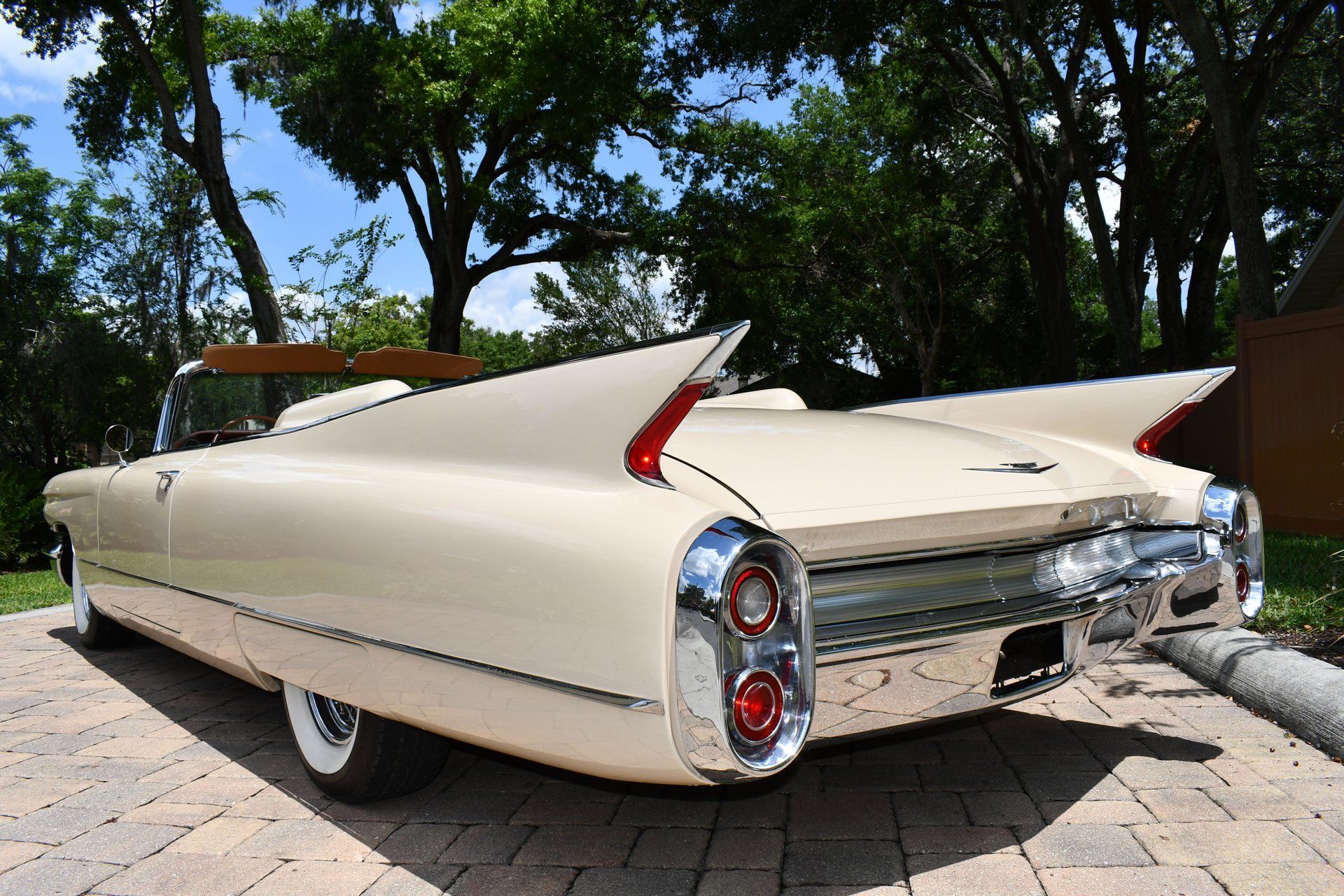 1960 CADILLAC SERIES 62 - Image 7