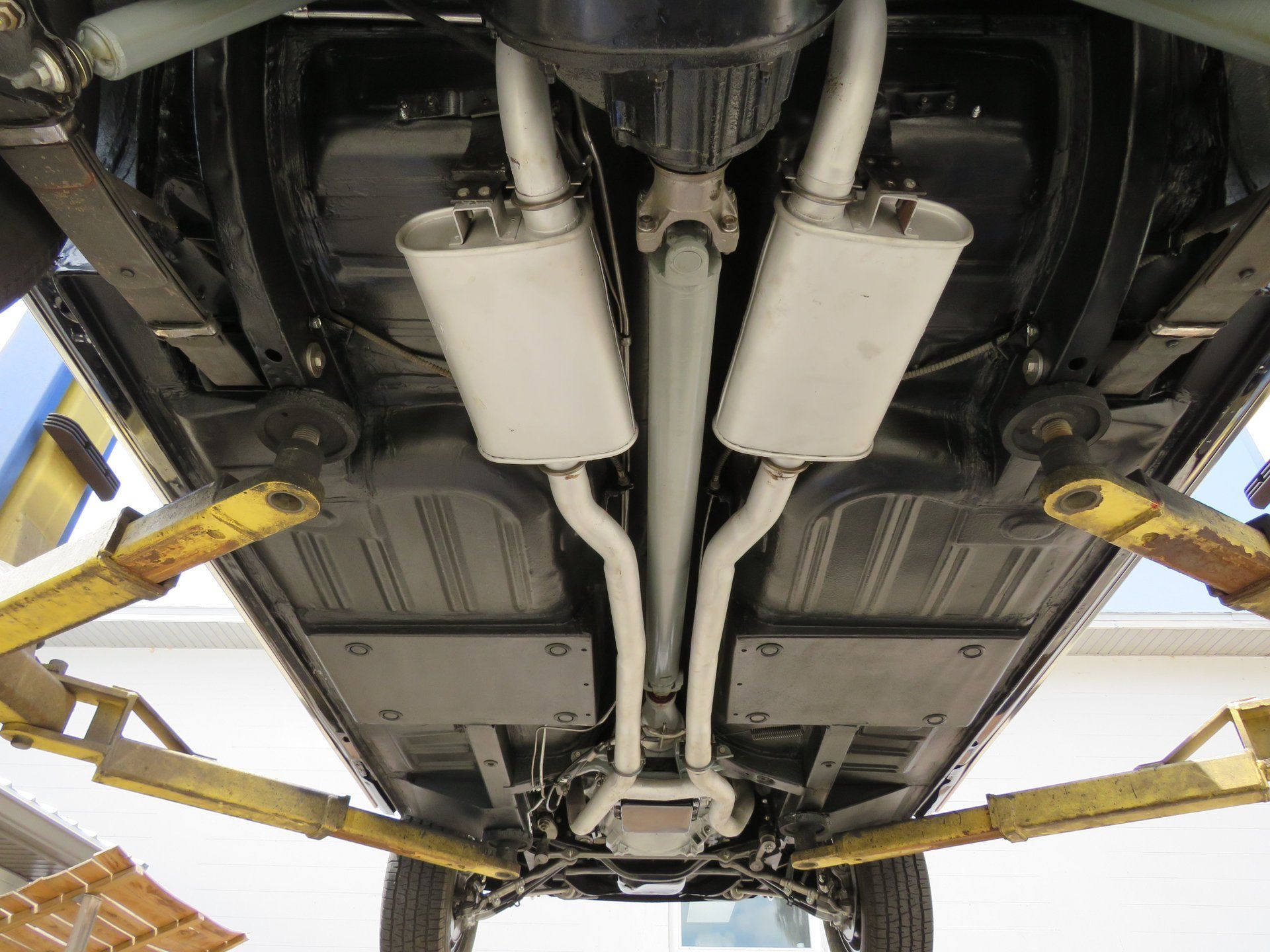 1965 FORD MUSTANG - Image 14