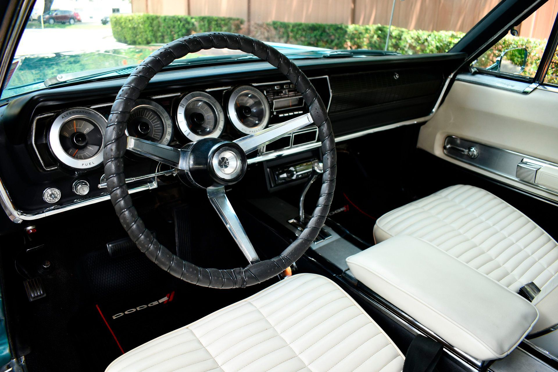 1966 DODGE CHARGER - Image 19