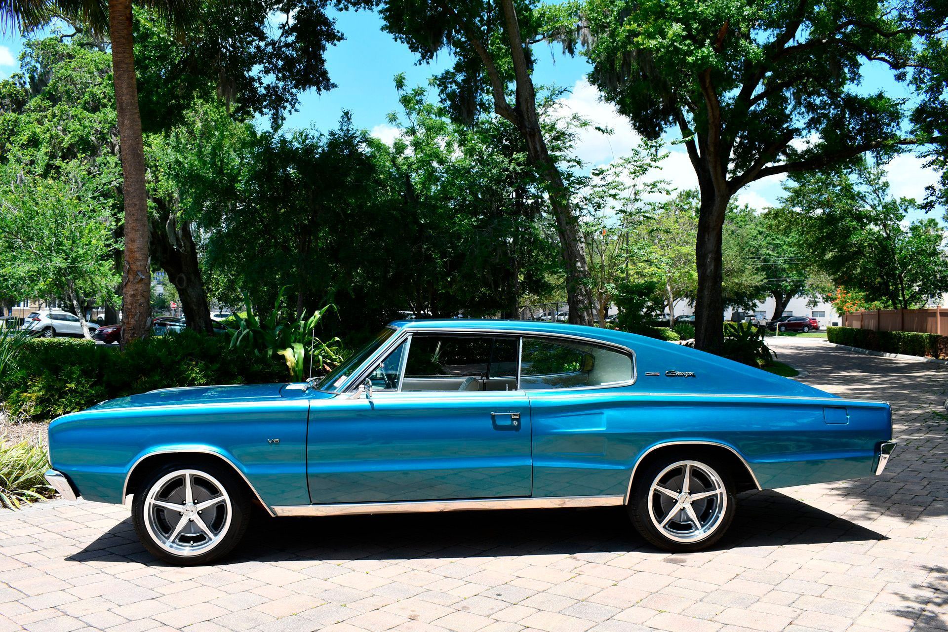 1966 DODGE CHARGER - Image 3