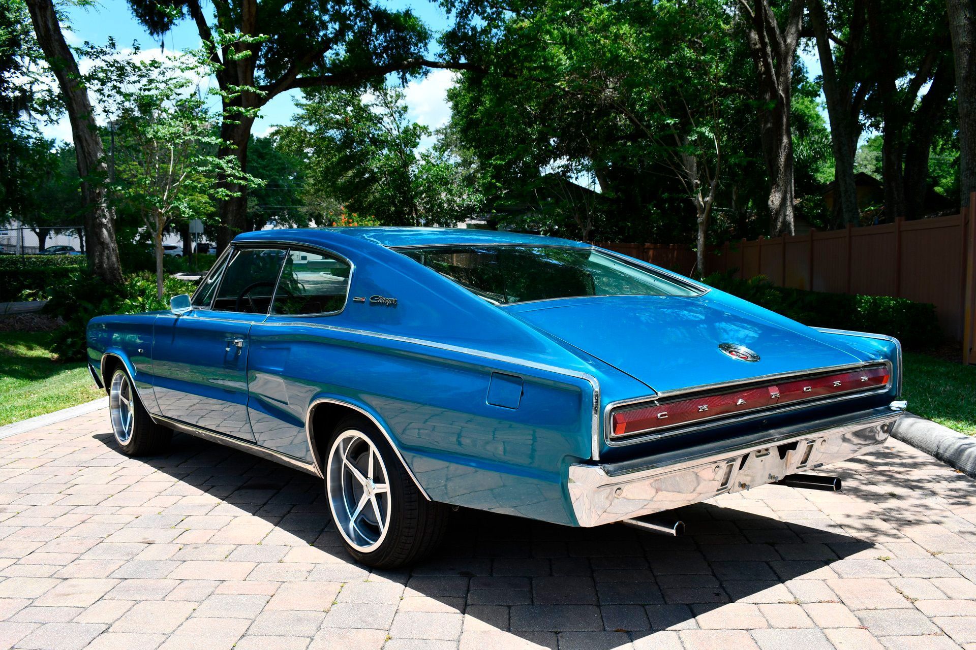 1966 DODGE CHARGER - Image 6